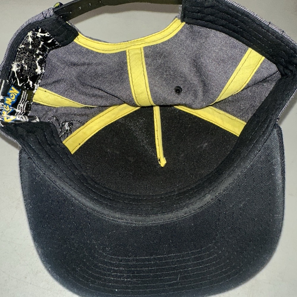 Nintendo Pokémon Pikachu Snapback Hat GAME FREAK 2017 - Picture 7 of 7